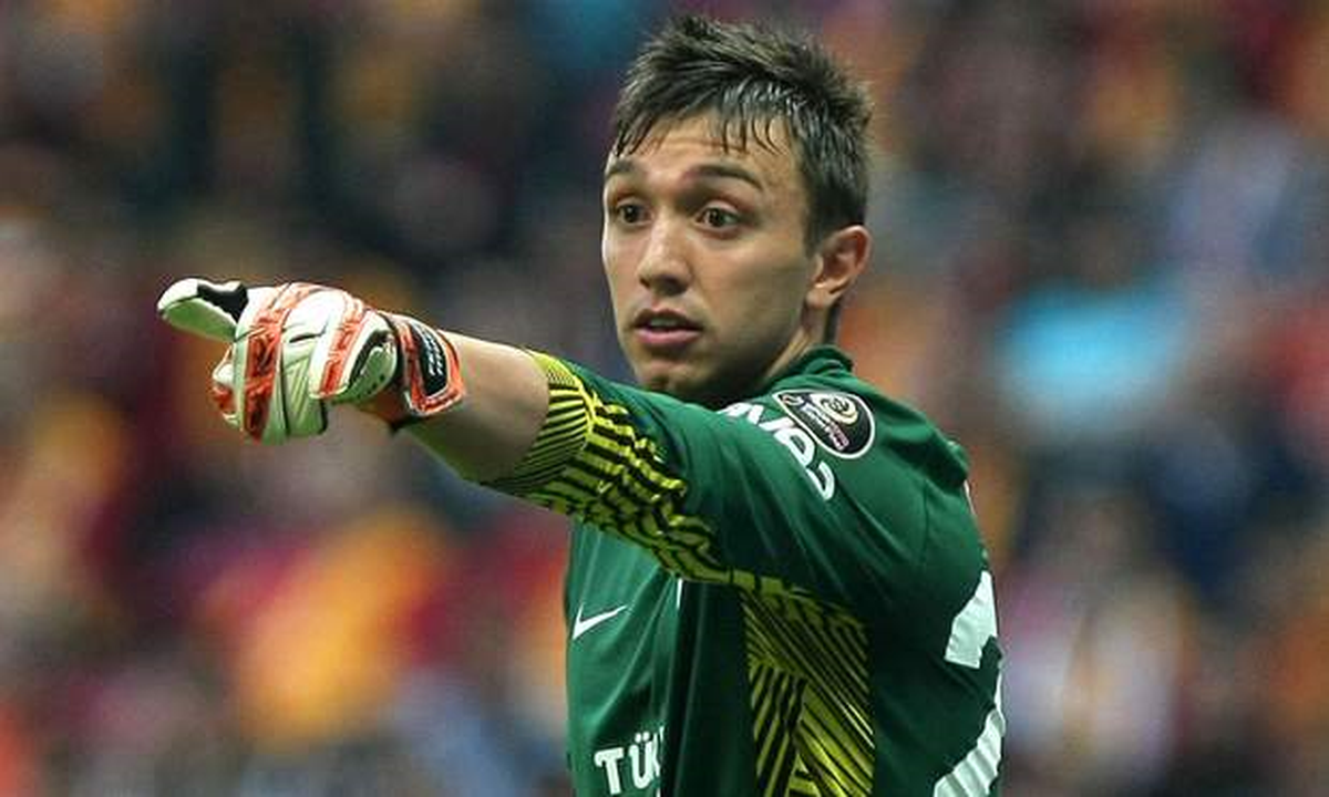 Gecenin En "Süper"İ Fernando Muslera