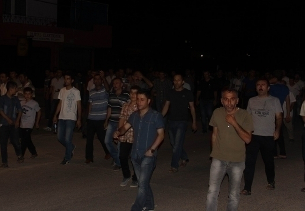 Kızıltepe\'de Elektrik Kesintisi Protestosu