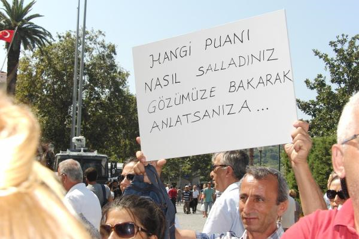 Milli Eğitim\'de Müdür Değişimine Eylemli Tepki