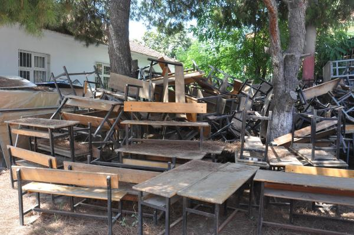 Müteahhit Bıraktı Okul İnşaatı Viraneye Döndü