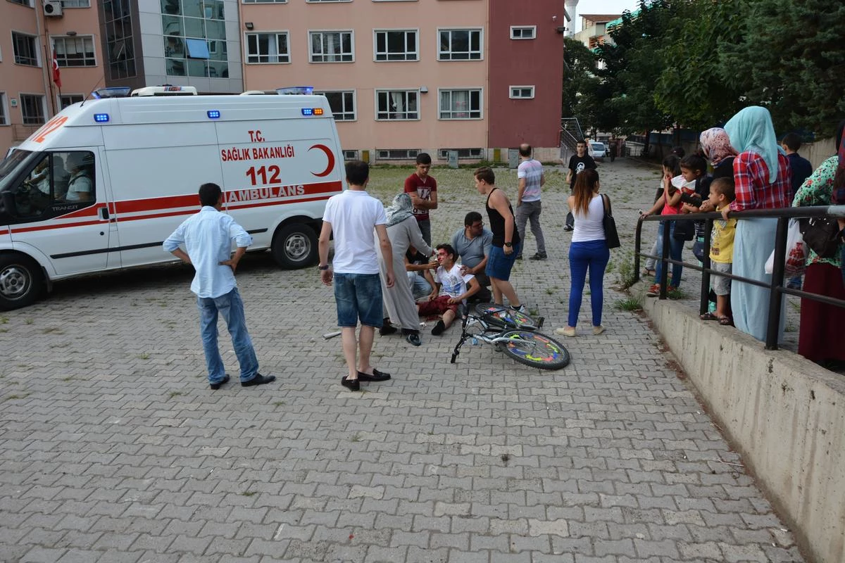 Fatsa\'da Bisikletten Düşen Çocuk Ağır Yaralandı