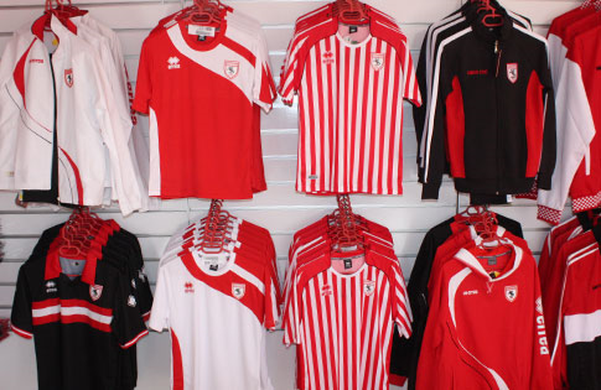 Samsunspor Formaları Satışa Sunuldu