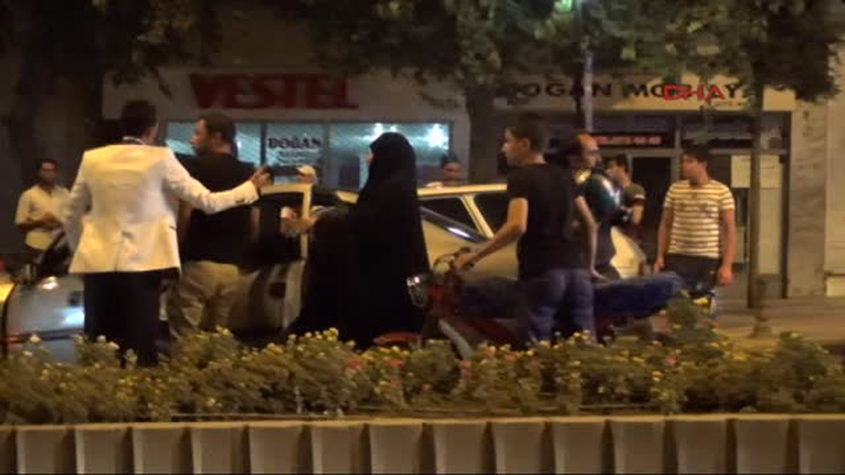 Şanlıurfa Düğün Konvoyunda Yol Verme Kavgası