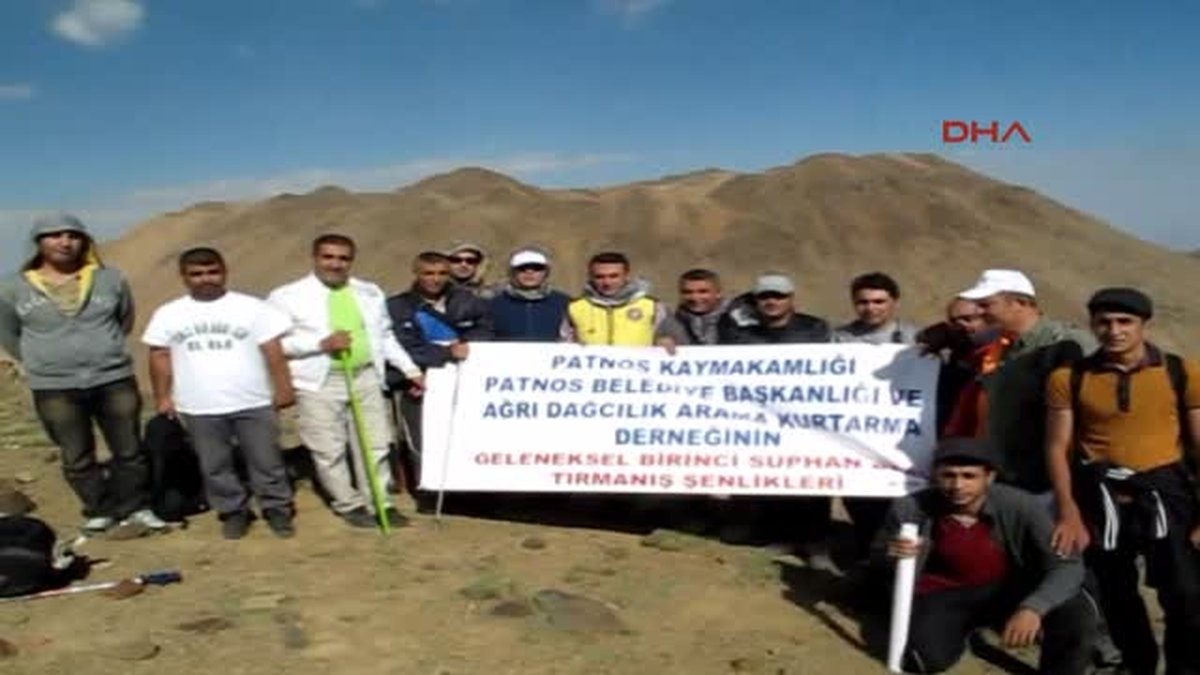 Van Gölü\'nün Kuzeyinde, Ağrı Dağı Gibi Sönmüş Volkanik Bir Dağ Olan 4 Bin 58 Metre Yükseklikteki...