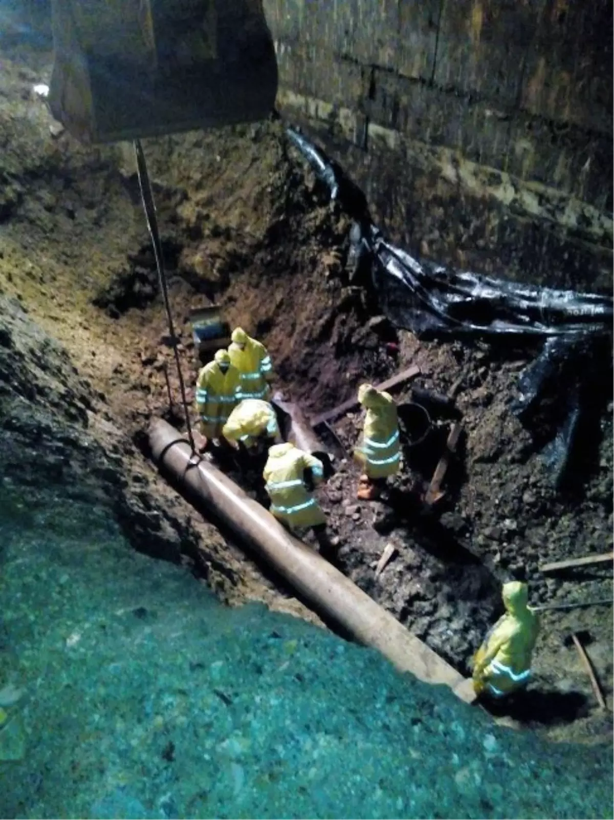 Yozgat Başkanı: Su Kesintileri Şebekelerdeki Kırılmalardan Dolayı