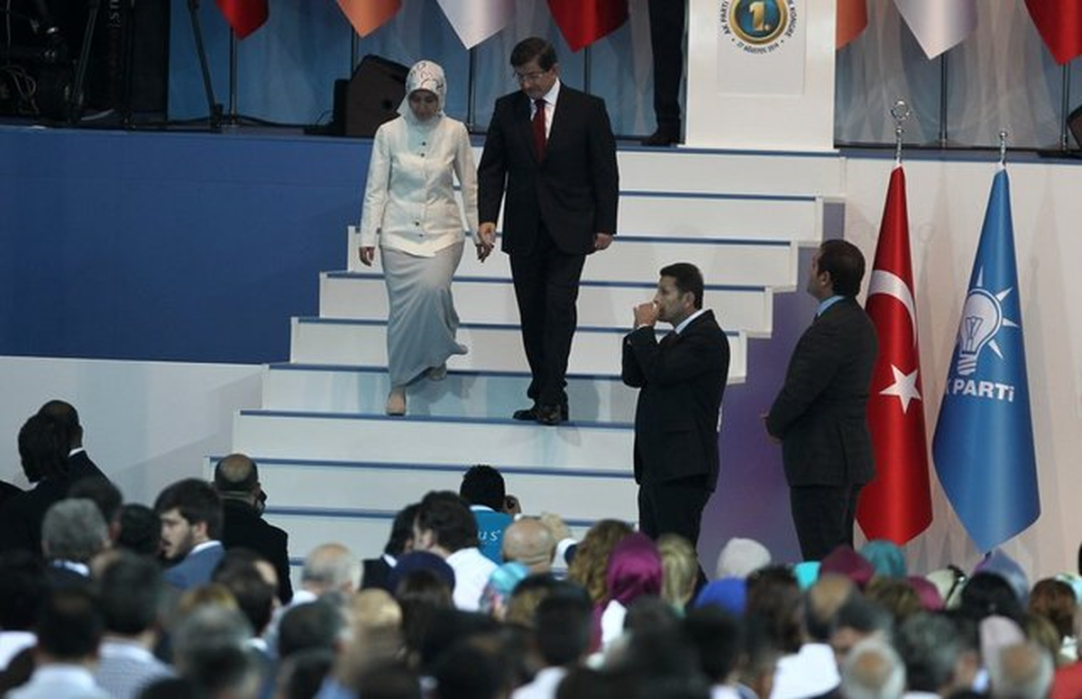 Ahmet Davutoğlu Genel Başkan Seçildi
