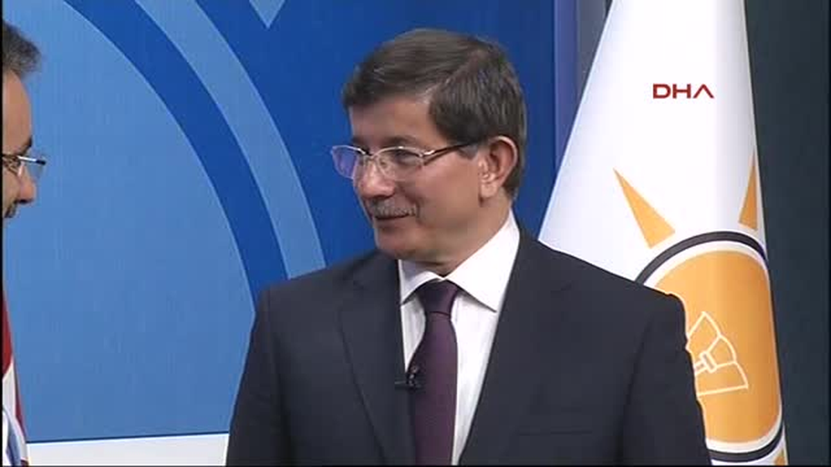AK Parti Genel Başkanı Davutoğlu\'ndan Dava Arkadaşlarına Teşekkür