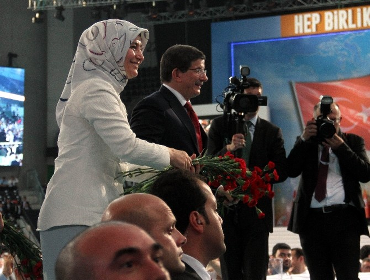 AK Parti\'nin Yeni Genel Başkanı Davutoğlu\'nun Teşekkür Konuşması