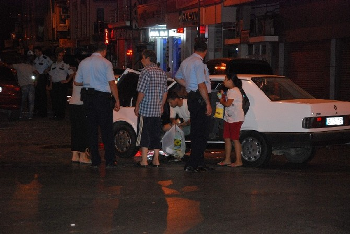 Aydın\'da Alkollü Sürücü Trafik Kontrolünden Kaçınca Kaza Yaptı