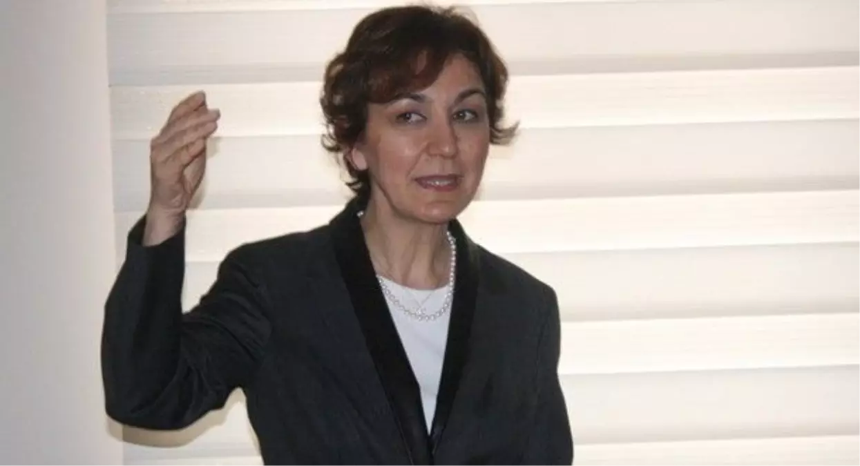 Düzce Üniversitesi Rektörü'ne Kosova'dan Ödül