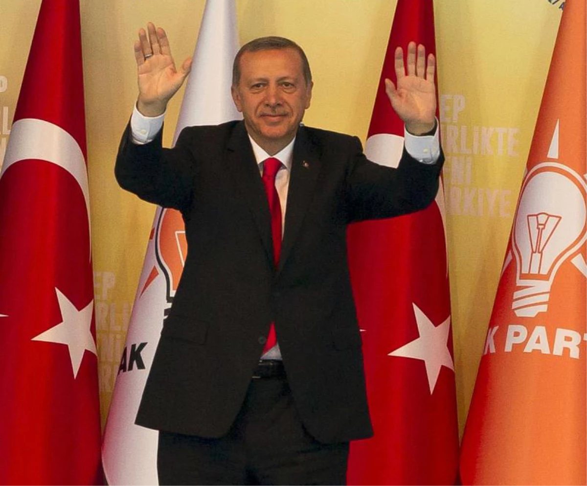 Erdoğan Sadece Davutoğlu ve Babacan\'ın İsmini Andı