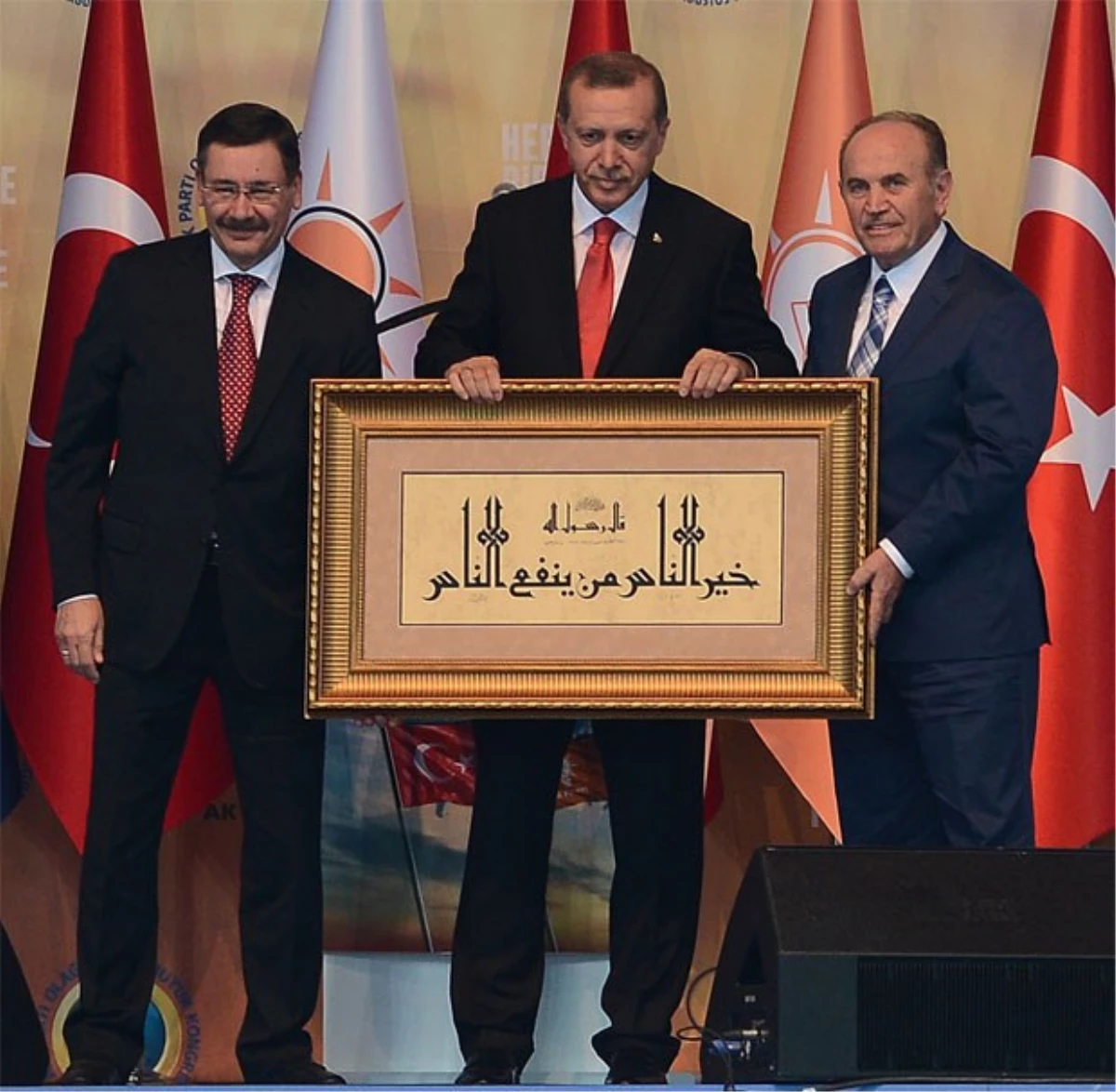 Gökçek ve Topbaş\'tan Erdoğan\'a Hadisli Tablo
