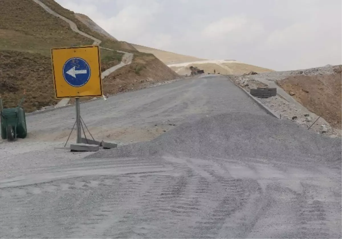 Nemrut Krater Gölü Yolu Bitme Aşamasına Geldi