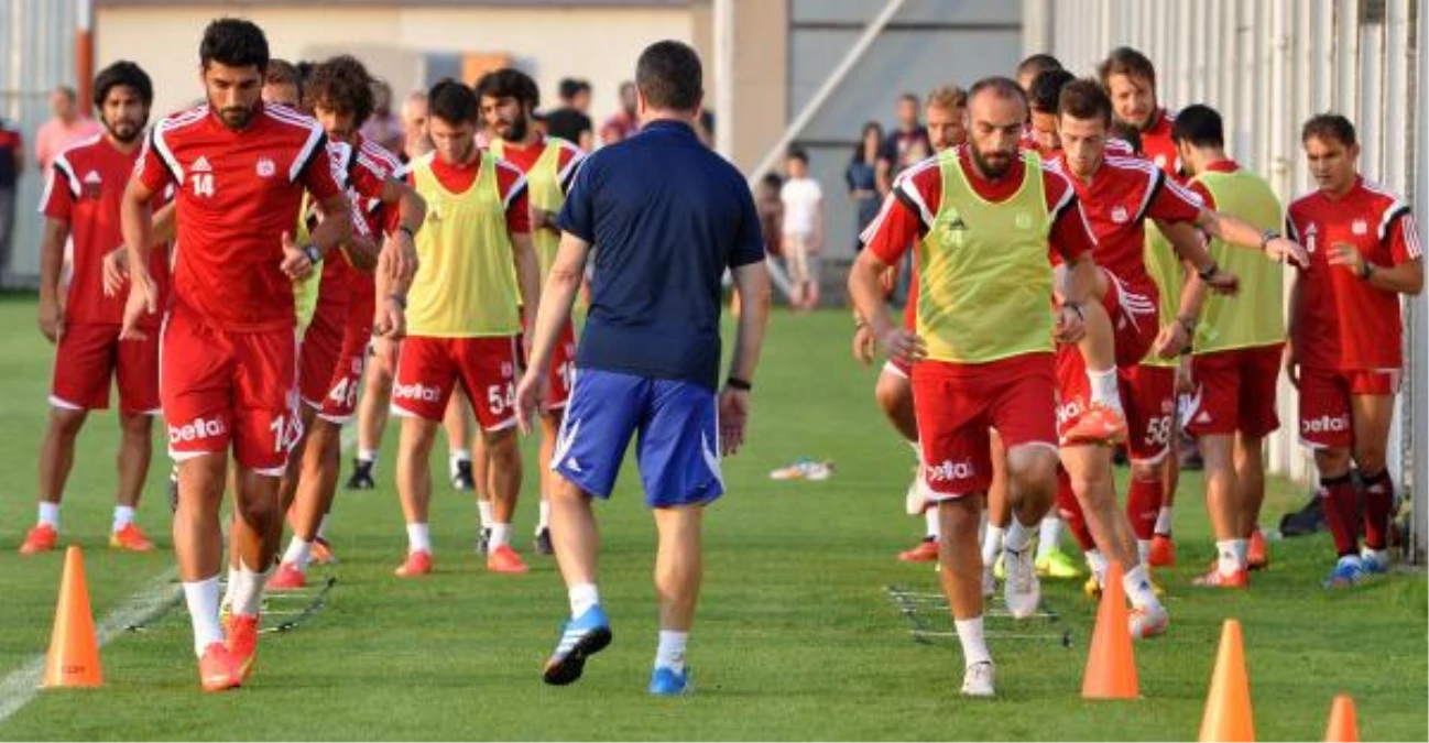 Sivasspor\'da Gaziantepspor Maçı Hazırlıkları Sürüyor