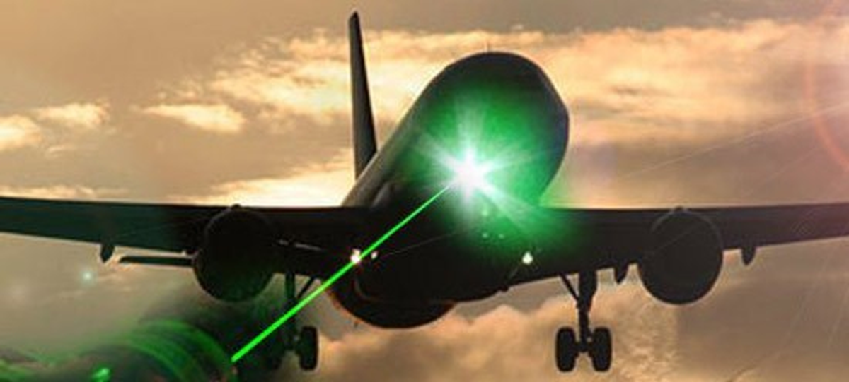 Uçaklara Lazer Tutan Kişiye 10 Bin Lira Ceza