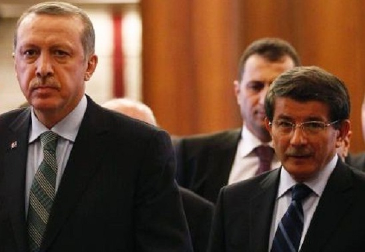 Erdoğan, Köşk\'te Davutoğlu ile Görüşecek