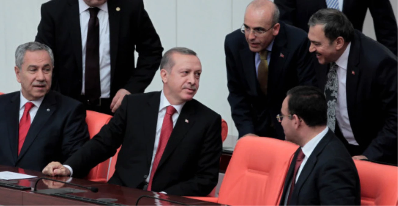 Erdoğan\'la Birlikte Kimler Köşk\'e Çıkacak?