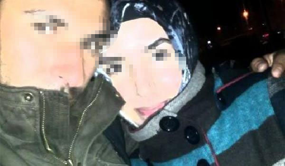 Eski Erkek Arkadaşı ile Konuşan Eşini 8 Yerinden Bıçakladı
