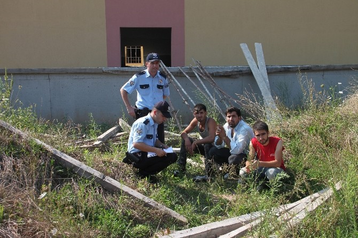 Eylemlere Sahne Olan Okuldan Malzeme Alınmasına Polis Engel Oldu