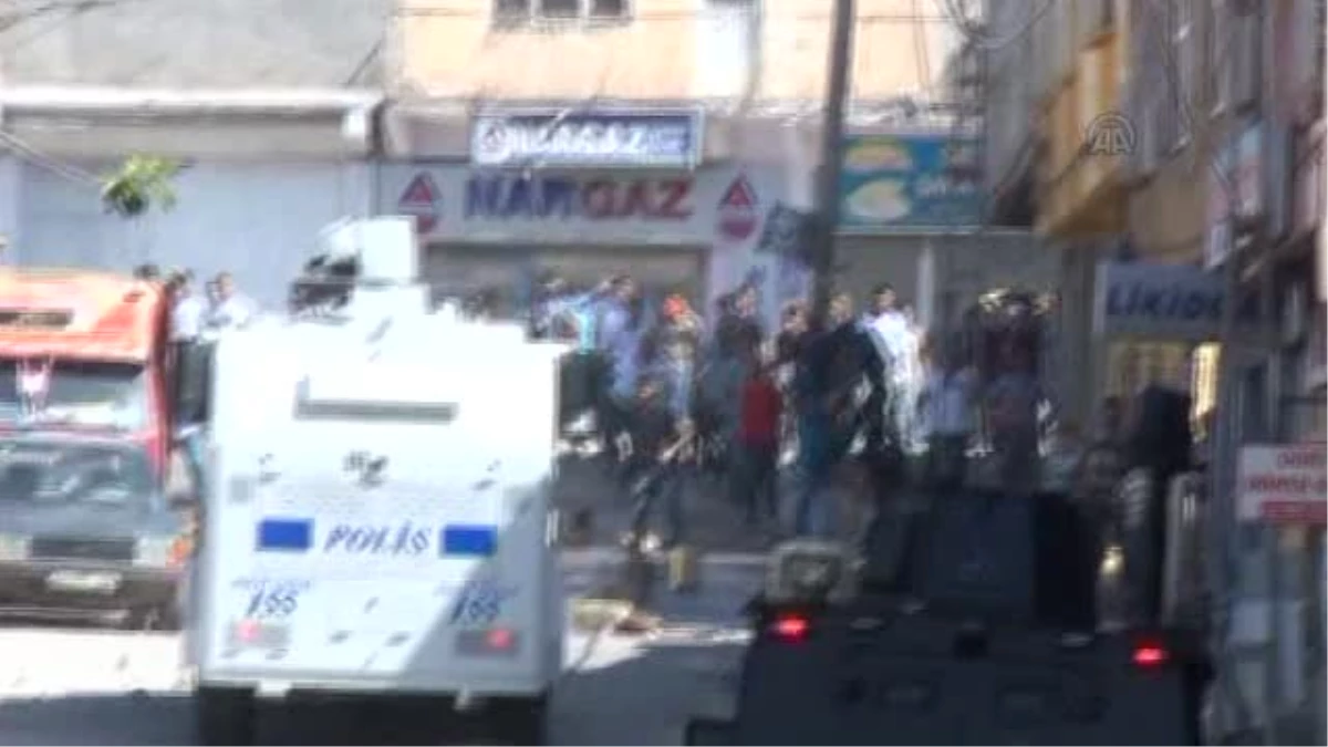 Mardin\'deki elektrik kesintisi protestosu