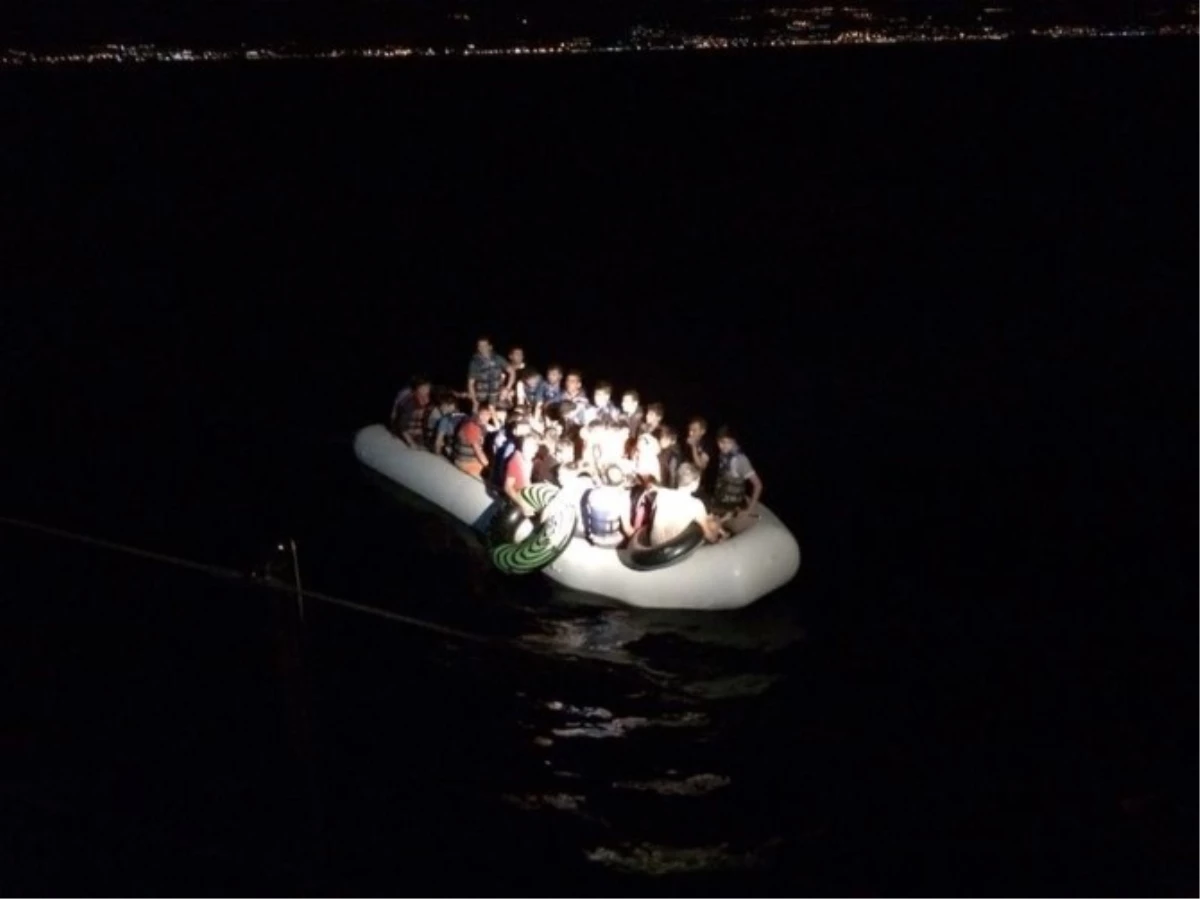 Sahil Güvenlik 60 Mülteciyi Daha Kurtardı