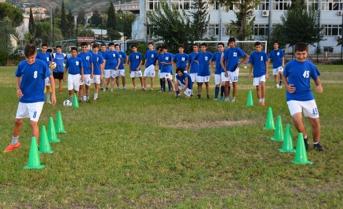 Yunusemre Belediyespor Geleceğin Yıldızlarını Yetiştirecek