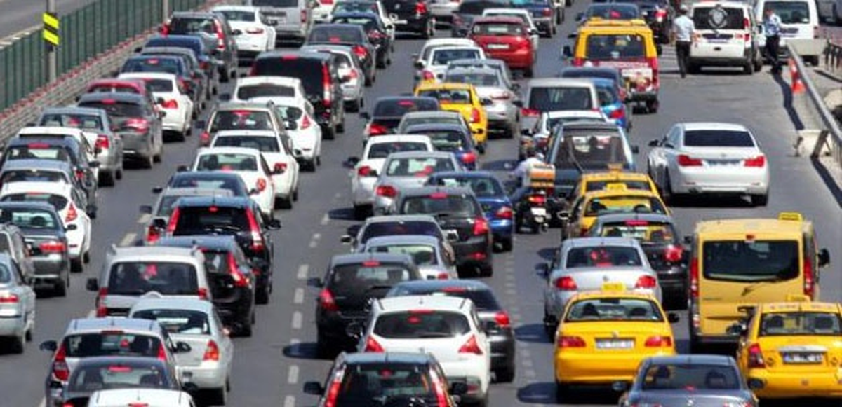 İstanbul\'da Zafer Bayramı Kutlamaları Nedeniyle Bazı Yollar Kapalı