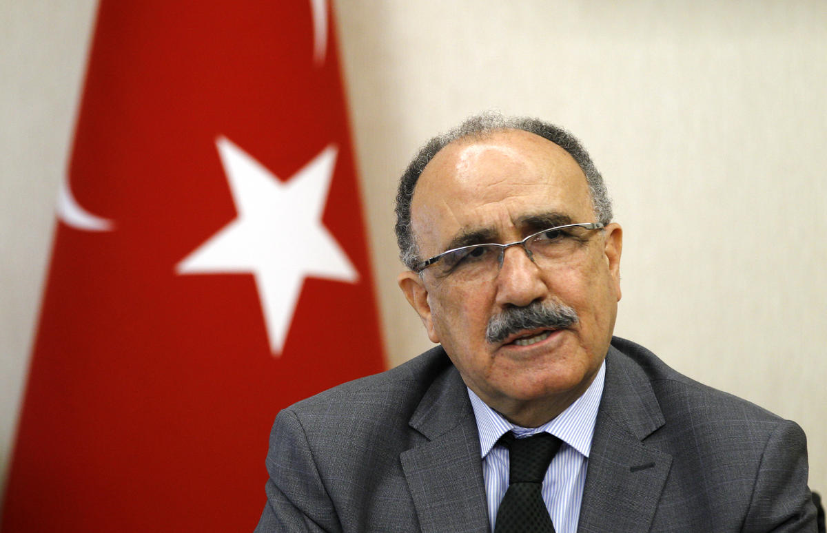 Ak Parti\'de Beşir Atalay\'a Yeni Görev