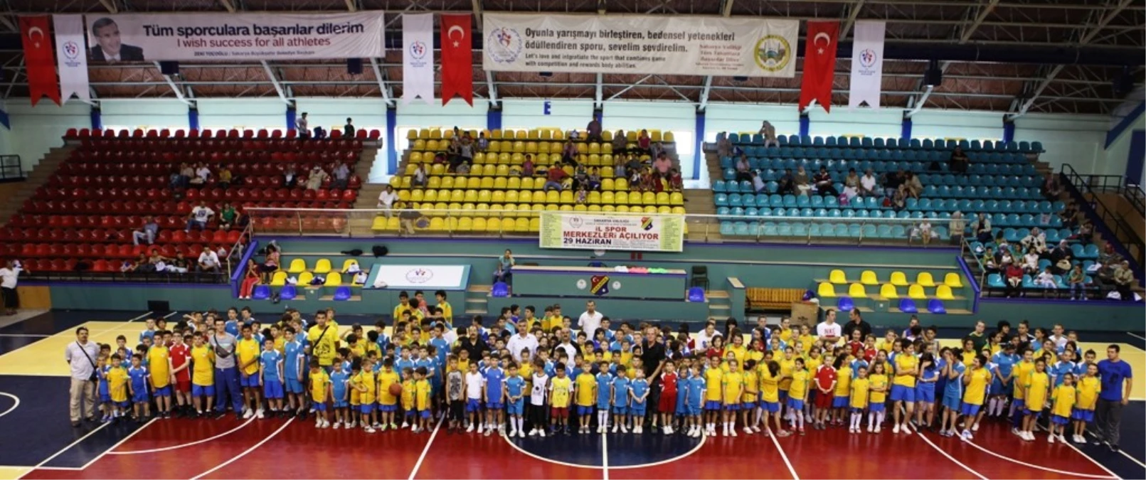 Büyükşehir Belediyesi\'nin Yaz Spor Okulları Sona Erdi