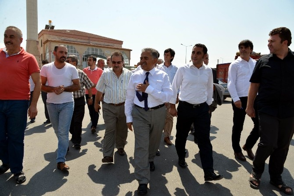Melikgazi Belediye Başkanı Büyükkılıç Esnafları Ziyaret Etti