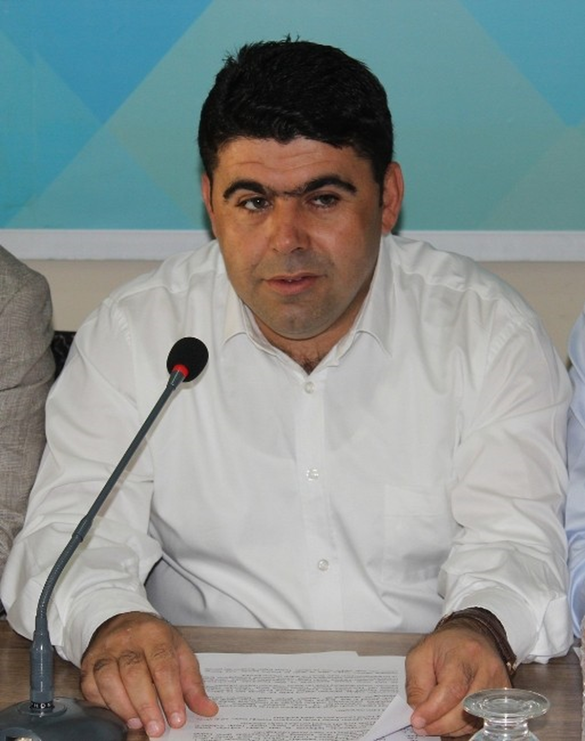 AK Partili Basri Yıldırım, Yemin Töreninde Yaşananları Değerlendirdi
