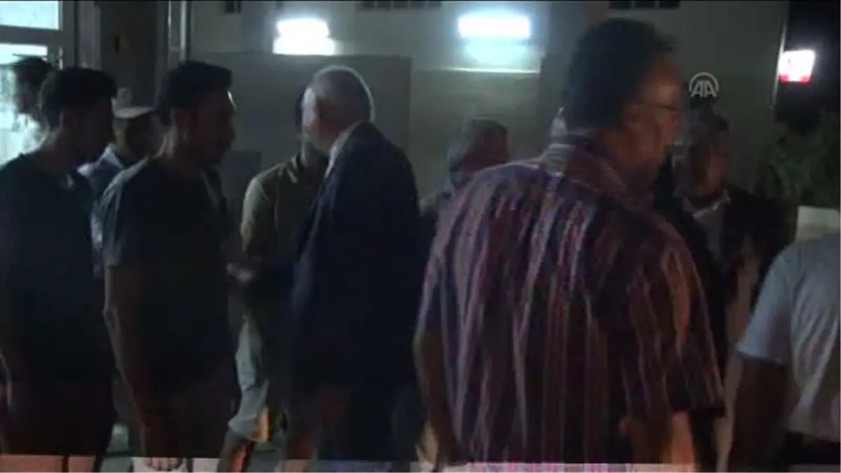 CHP Heyeti, Elektrik Kesintisi Nedeniyle Kızıltepe\'ye Gitti