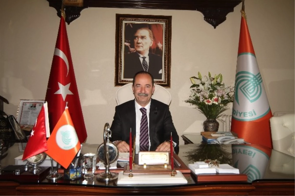 Edirne Belediye Başkanı Gürkan\'dan 30 Ağustos Mesajı