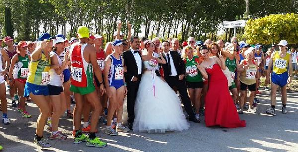 Finalde \'Gelin- Damat\' Sürprizi