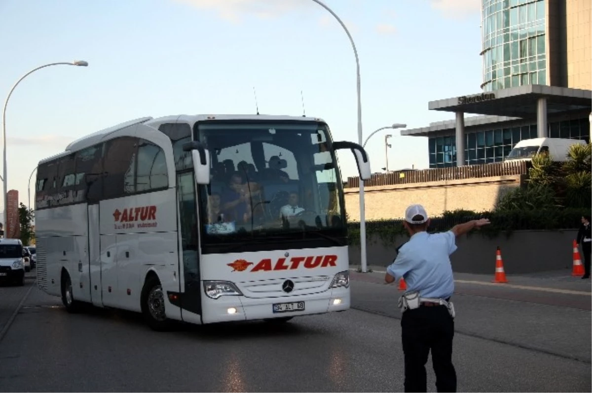 Galatasaray Bursa\'ya Geldi