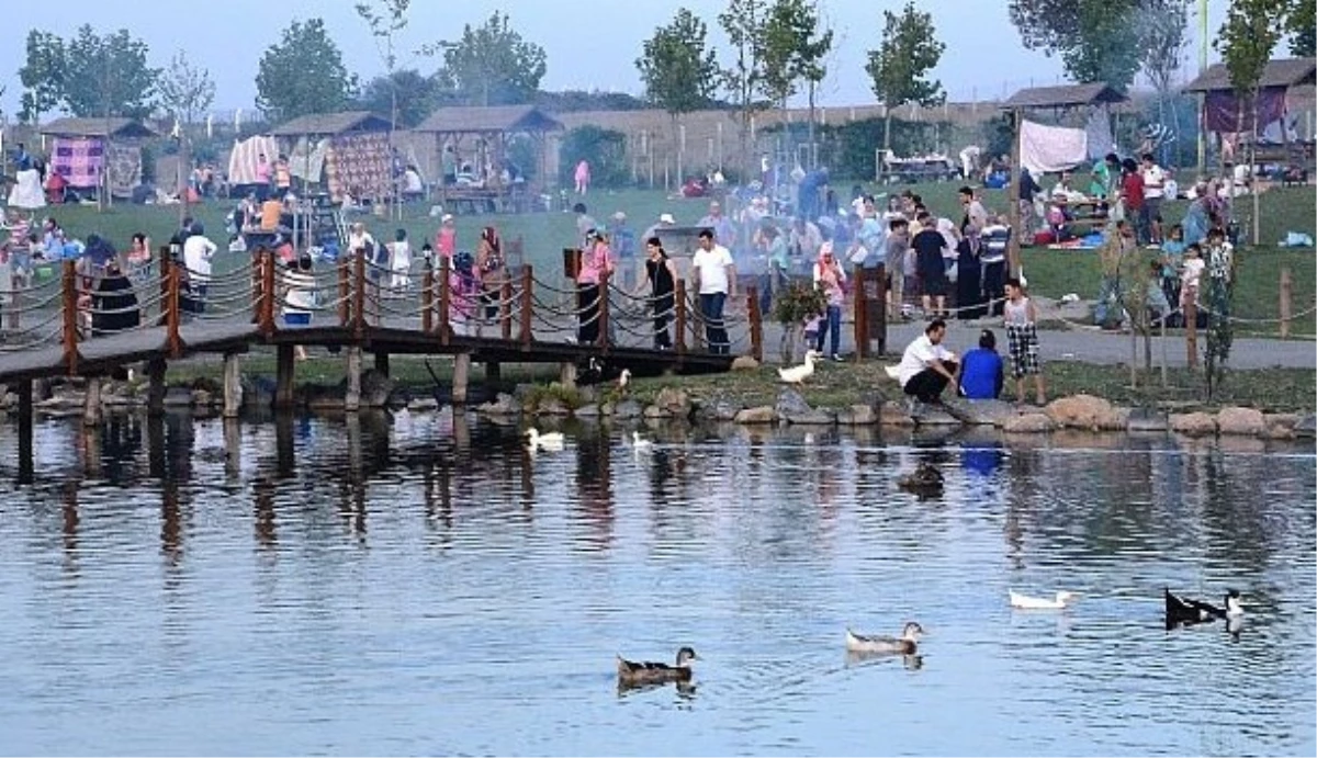 Gölbaşı Gençlik Parkı Ziyaretçi Akınına Uğruyor