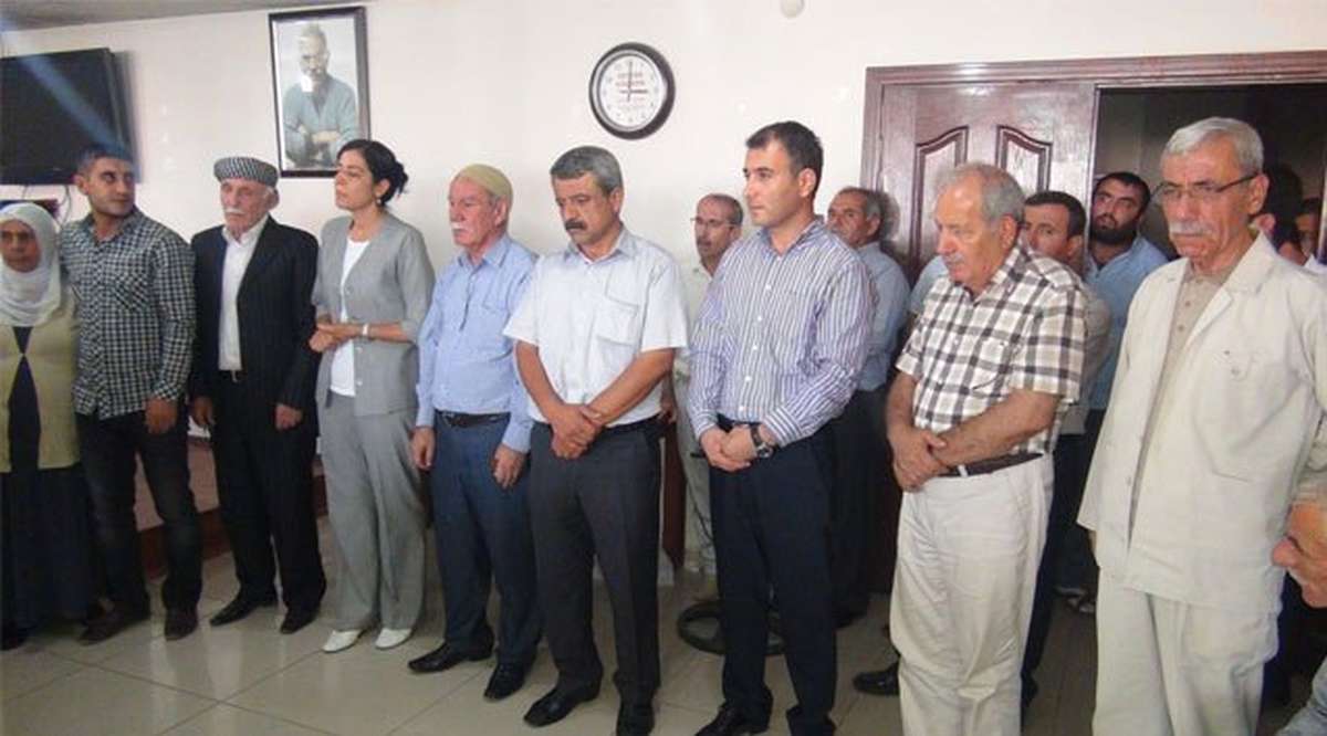 Hdp Husumetli İki Aileyi Barıştırdı