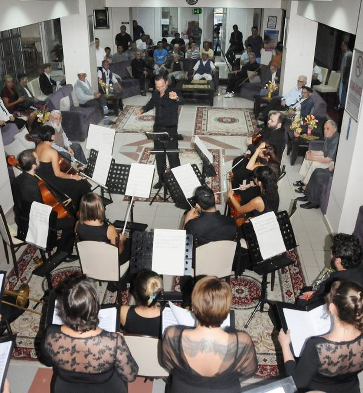 Huzurevinde Opera Rüzgarı