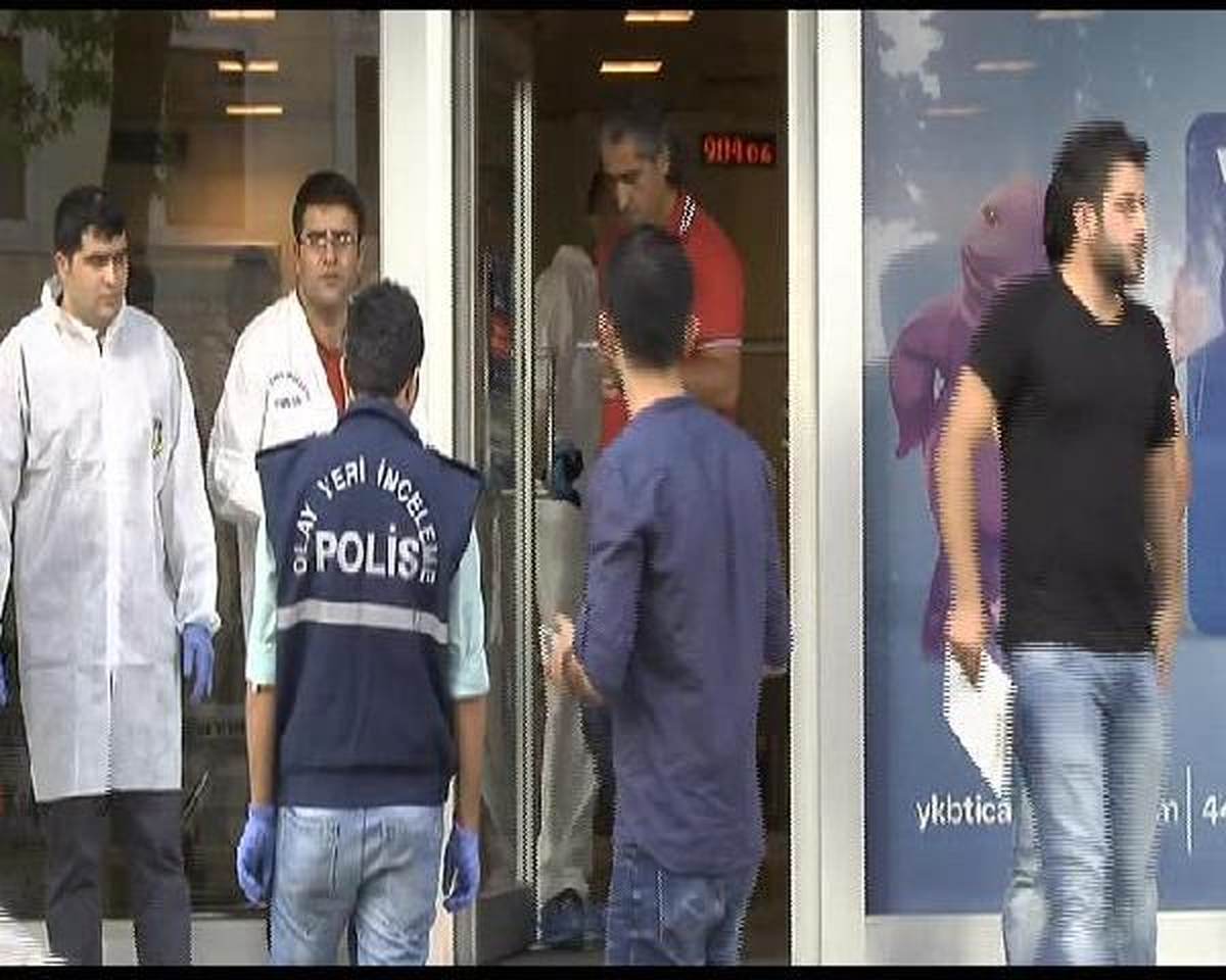 İstoç'ta Silahlı Banka Soygunu