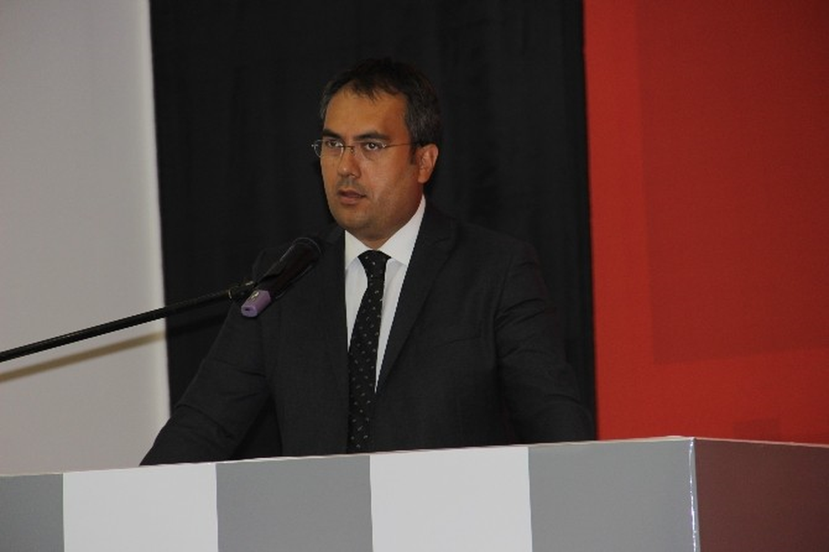 Kale Grubu\'ndan Mavi Yakalı Personele Hediye