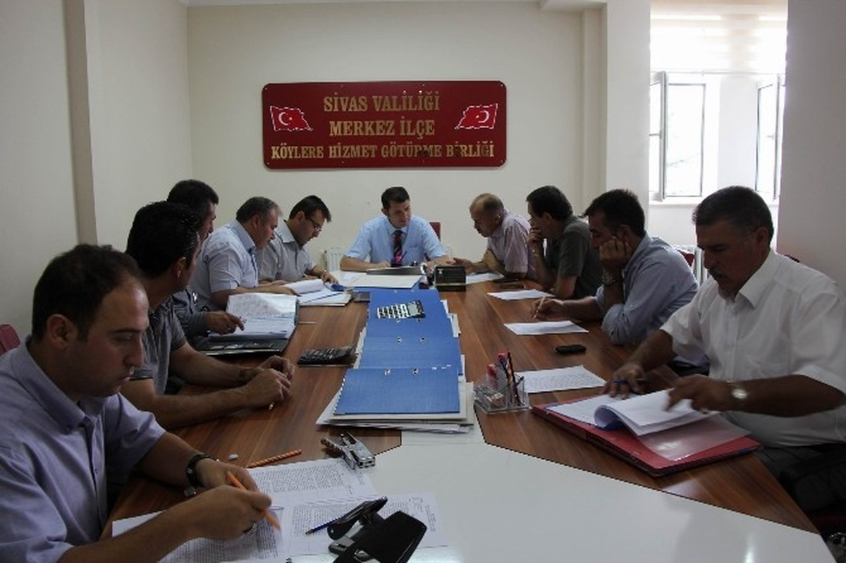 Sivas\'ta Ek Ödenek ile Yollar Asfaltlanacak