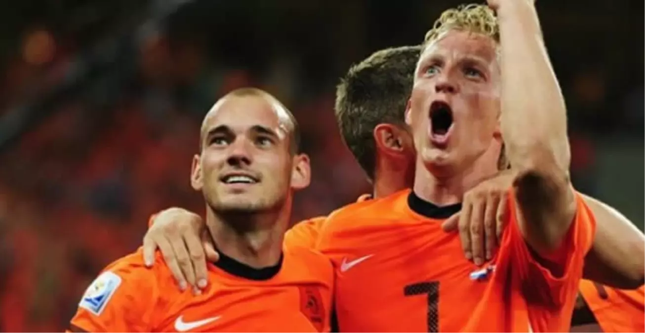 Sneijder ve Kuyt\'a Milli Davet