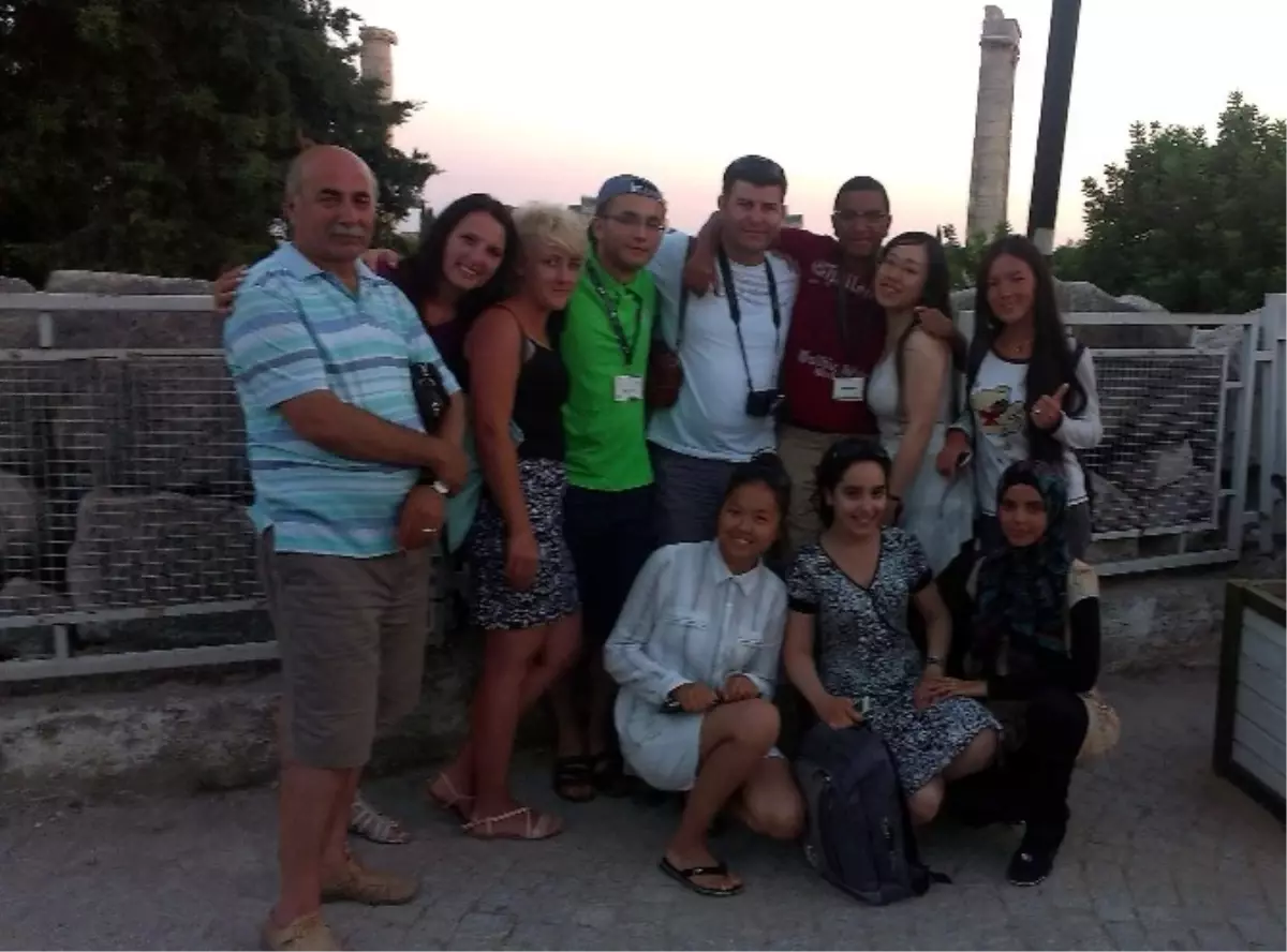 17 Ülkeden 25 Öğrenci ADÜ'de Türk Kültürünü Öğreniyor