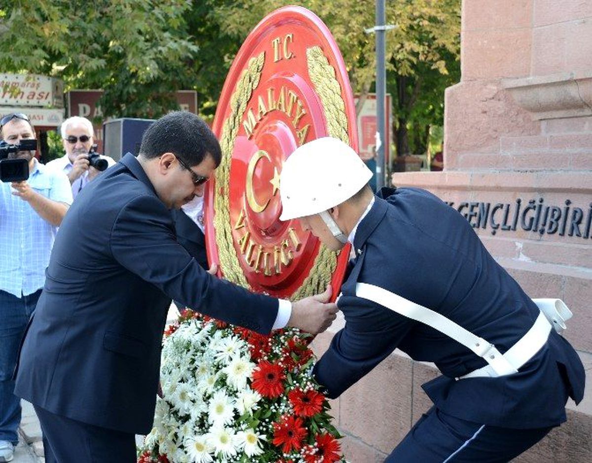 Malatya\'da 30 Ağustos Zafer Bayramı Kutlandı