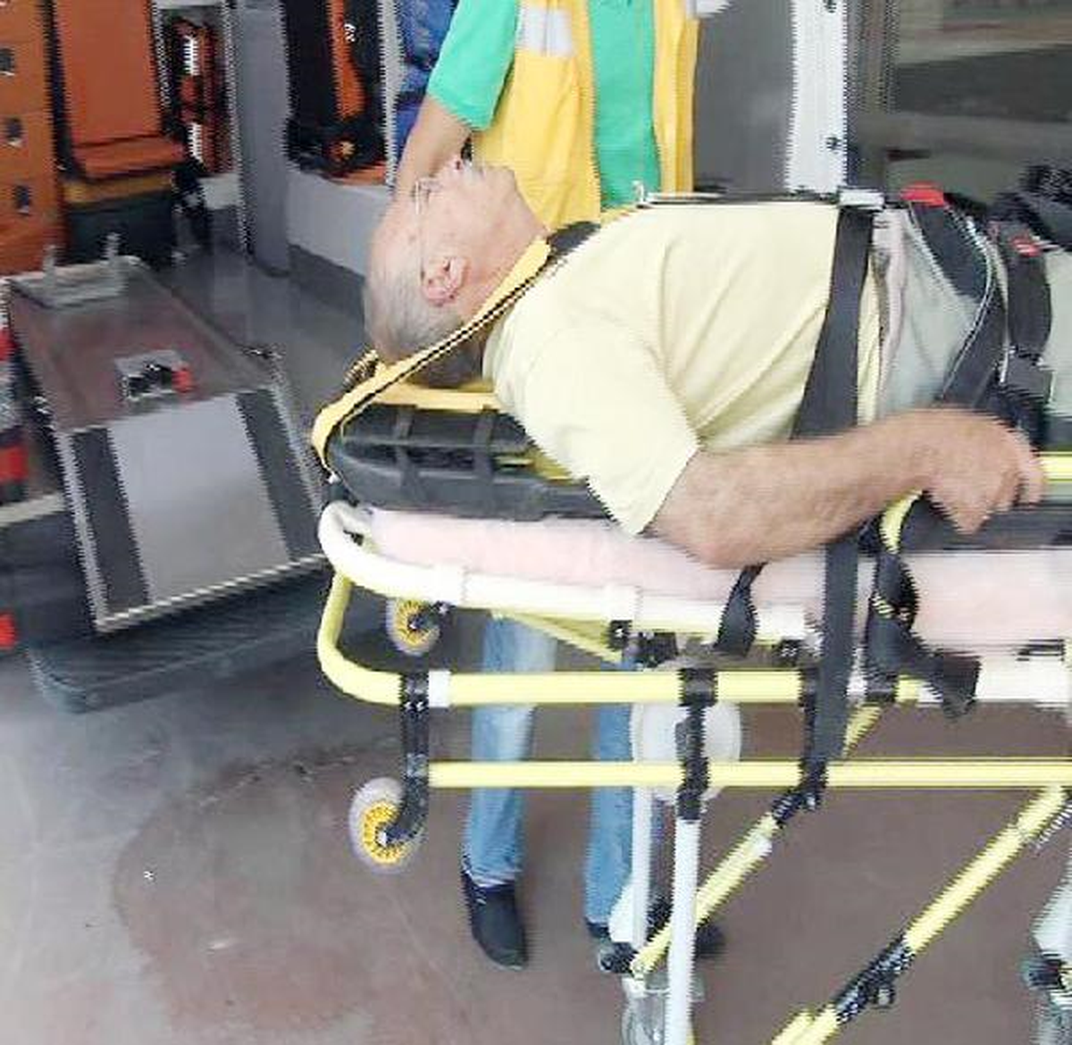 Ağacı Budarken Ağaçtan Düştü