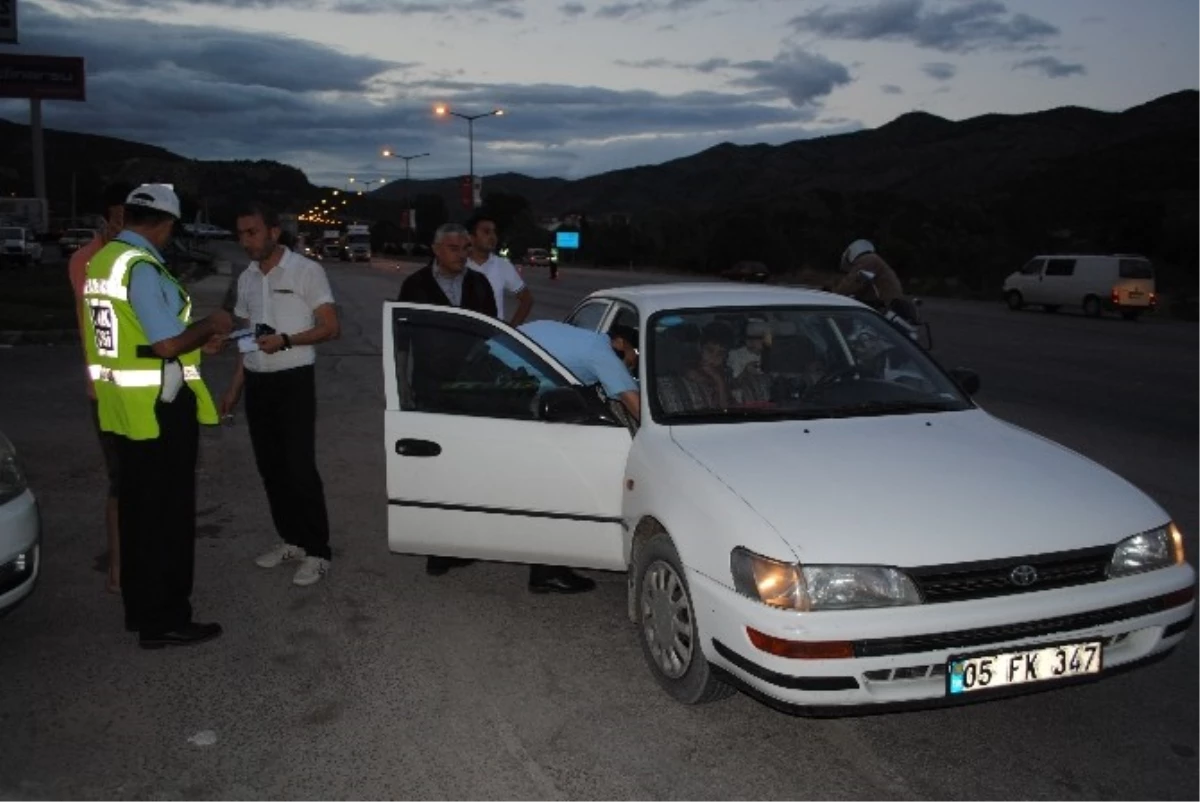 Amasya\'da 300 Polisle Huzur Operasyonu