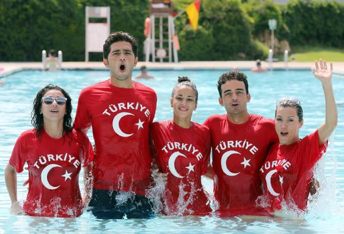 Antalya\'daki Otellerde Zafer Coşkusu