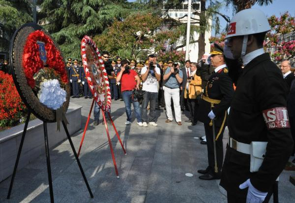 Bursa\'da Zafer Bayramı Coşkusu