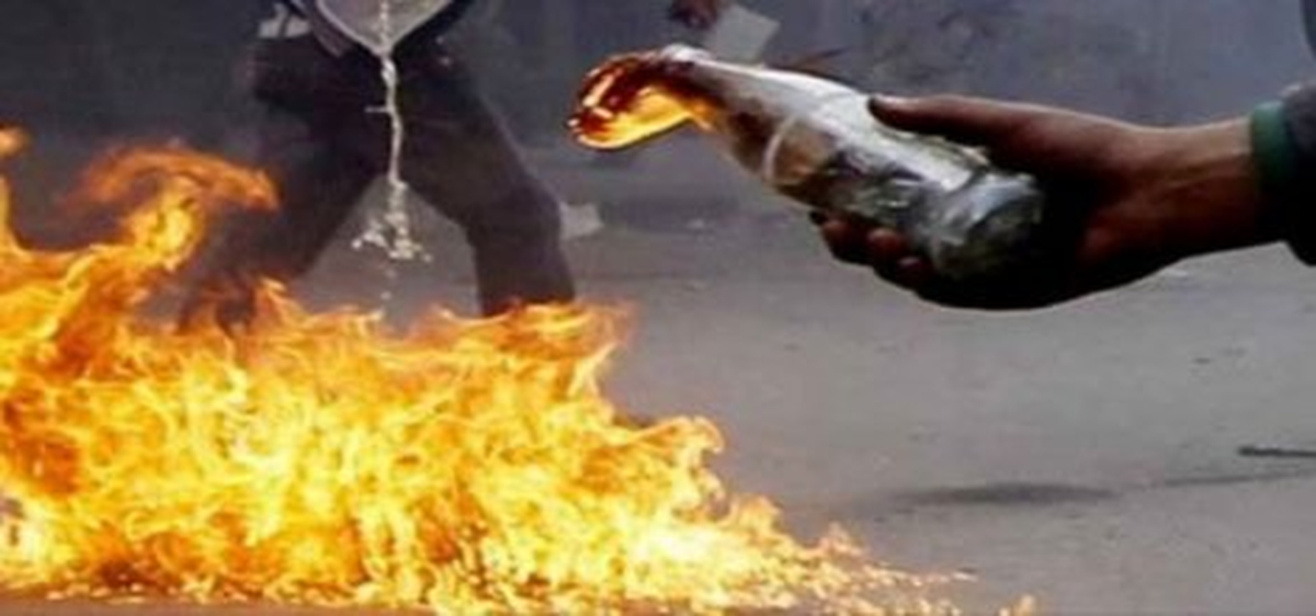 Mardin Dargeçit\'te Bir Dershaneye Molotoflu Saldırı