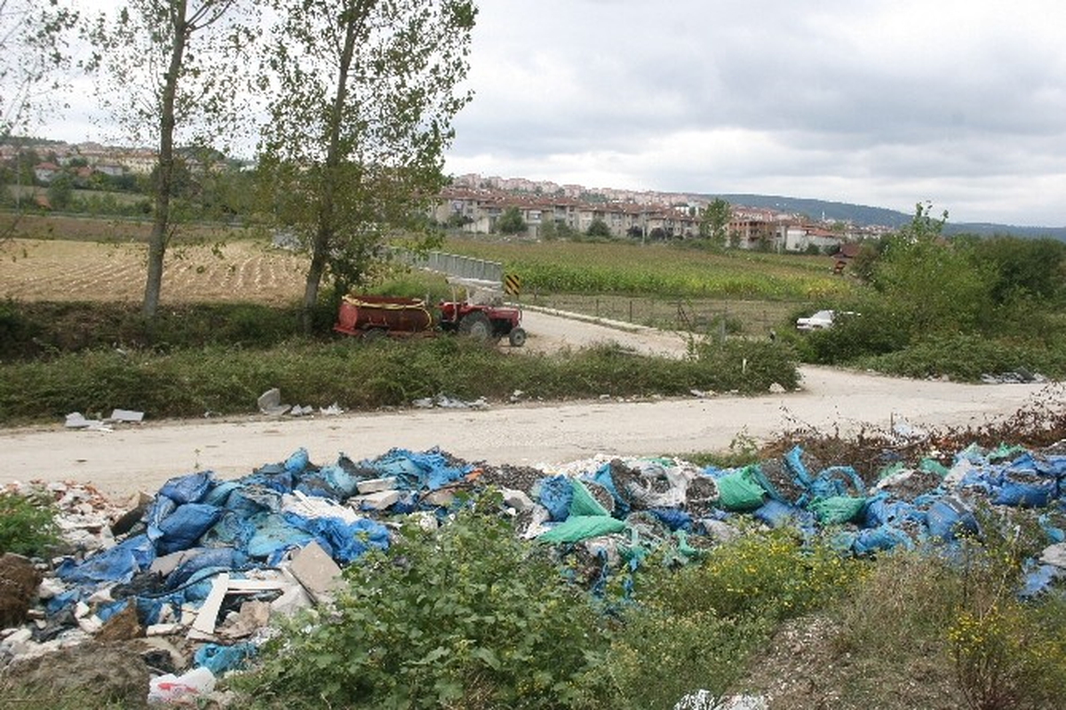 Düzce\'nin Her Yeri Katı Atık Deposu
